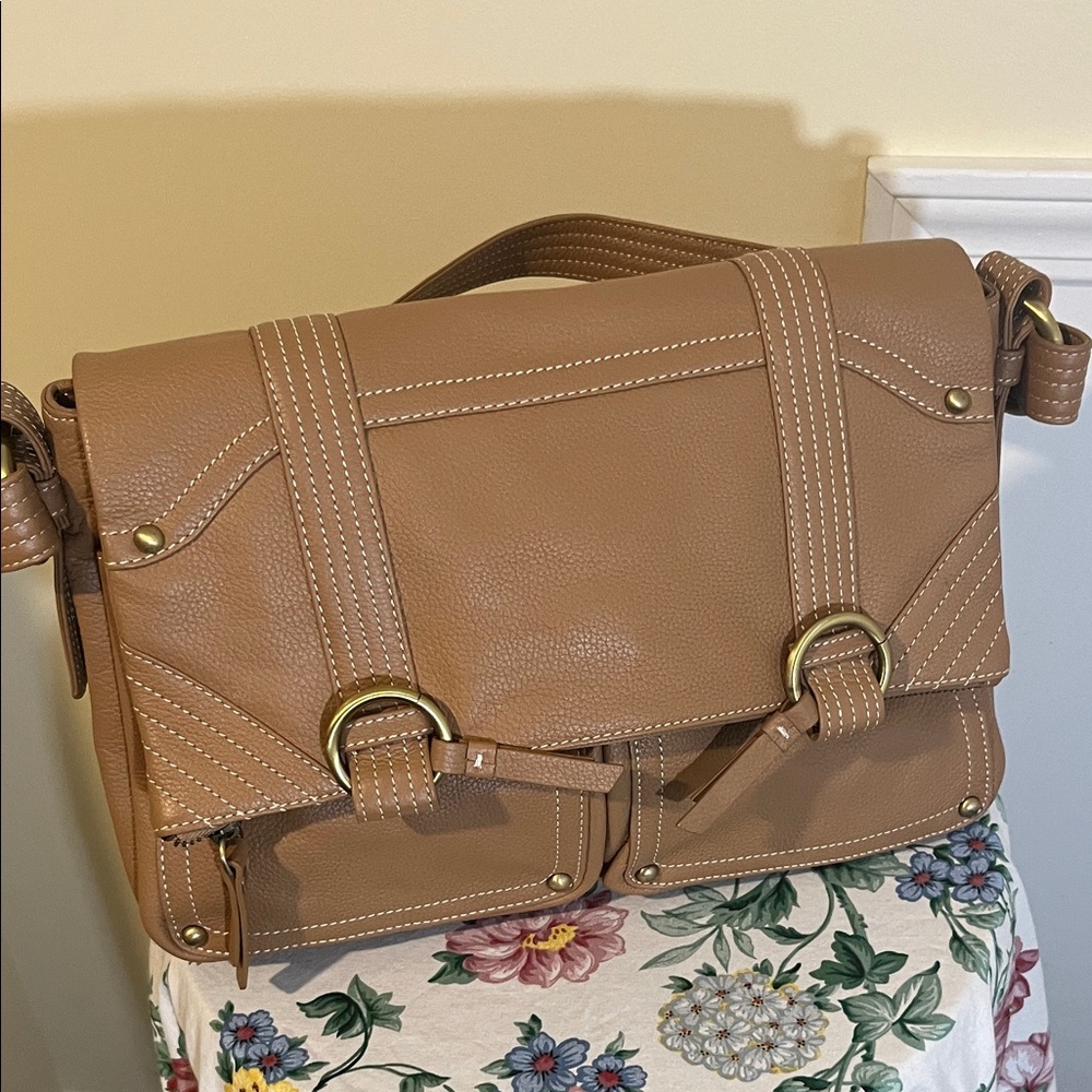 Tan Leather Satchel Bag
B Collective